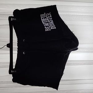 Beautiful Disaster, Women's Shorts!, Size XL